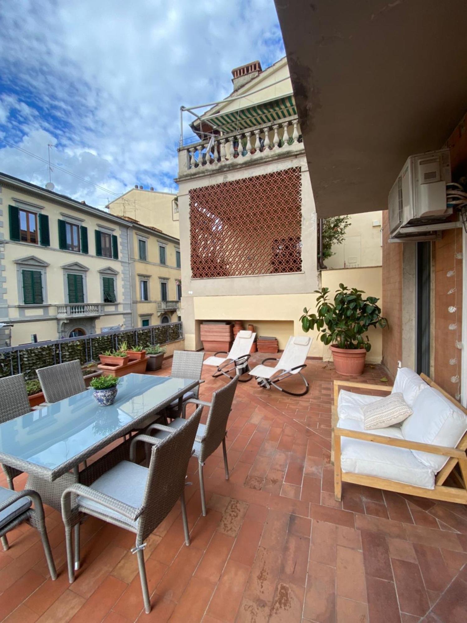 A Casa Di Eva E Paolo Apartment ฟลอเรนซ์ ภายนอก รูปภาพ